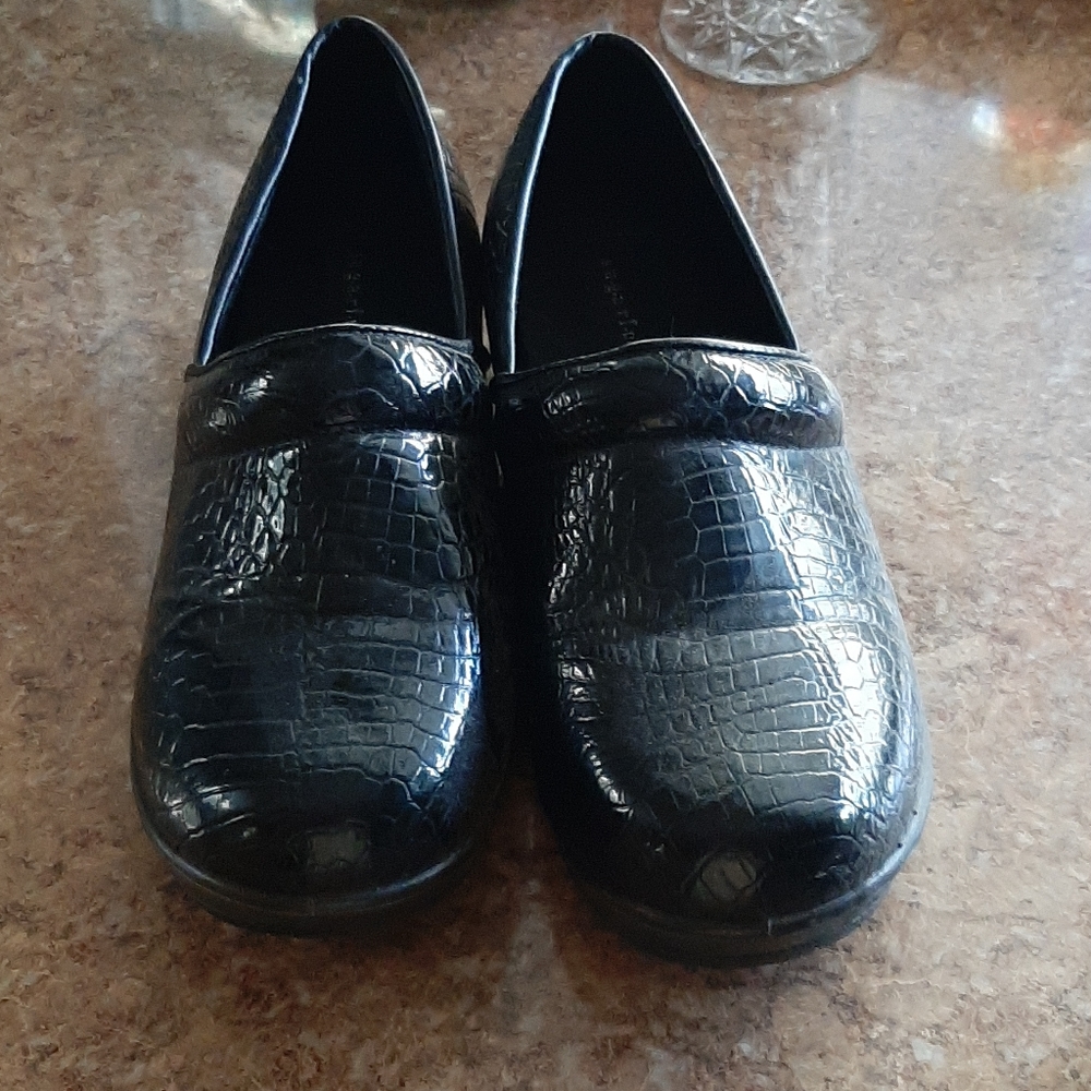 Sugarfoot clogs